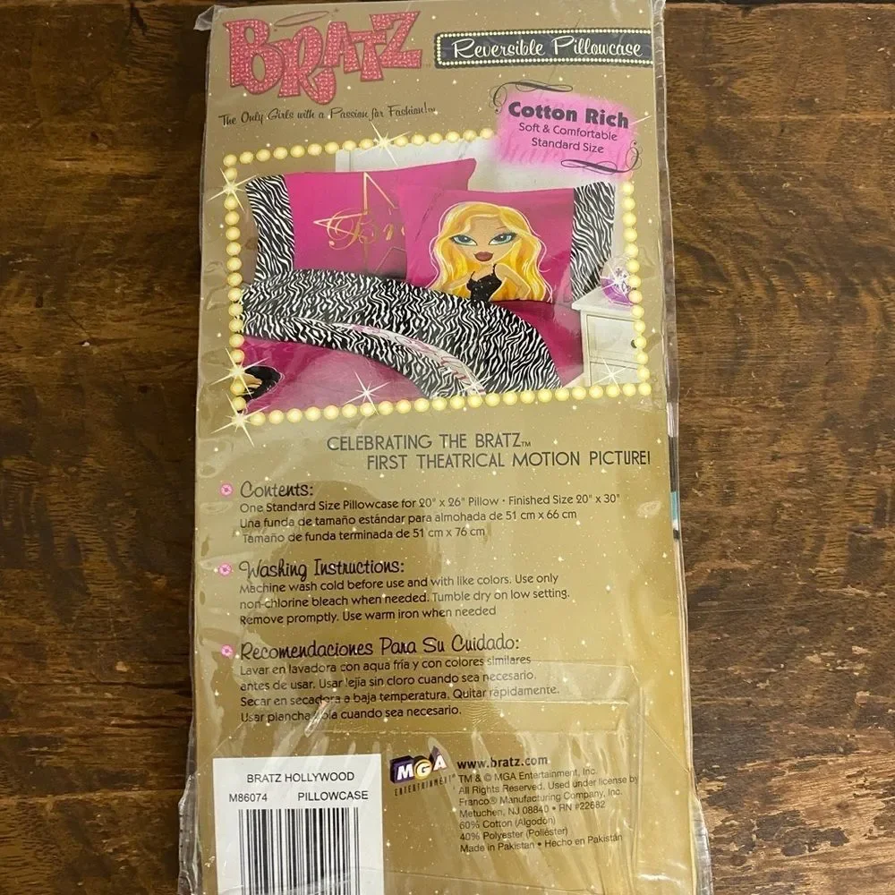Vintage Bratz Hollywood pillowcase